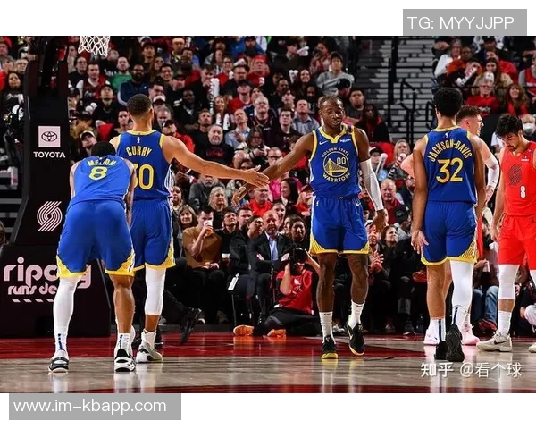 开拓者逆袭勇士三分火力全开命中率大幅提升创佳绩